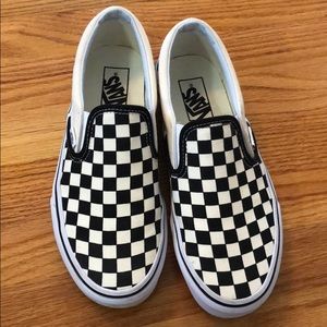 womens checkered slip on vans